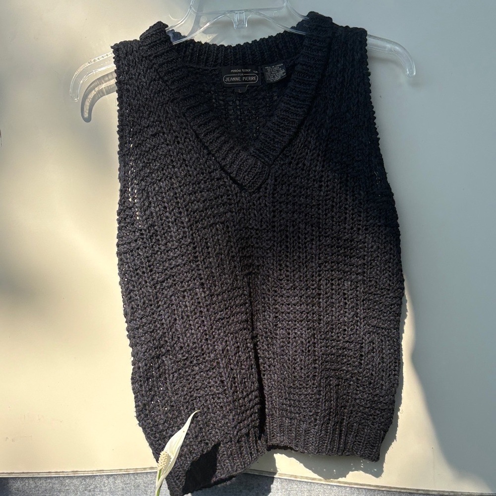 JEANNE PIERRE Black Open-Knit Sweater Vest